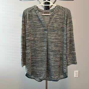 V neck and pleat detail blouse